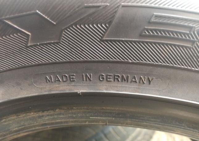 Goodyear Vector 4Seasons 225/55 R17 101V
