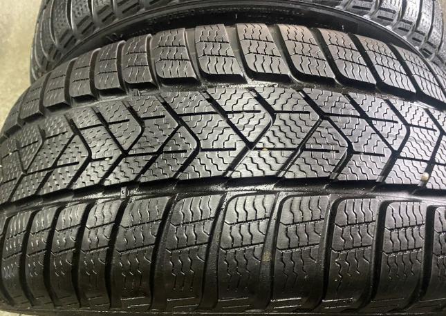 Pirelli Winter Sottozero 3 225/40 R18