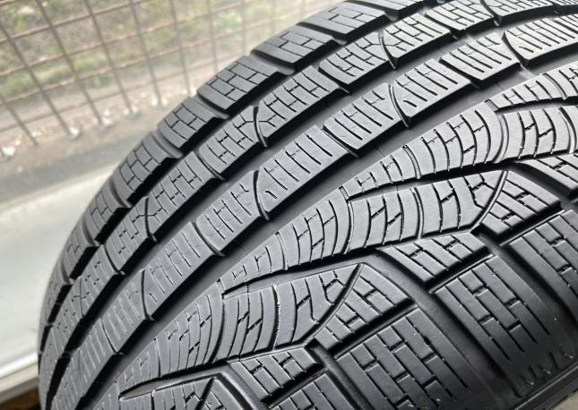 Pirelli Winter Sottozero II 225/45 R18 и 255/40 R18 V