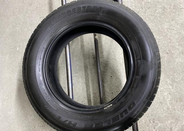 Bridgestone Dueler H/T 687 225/65 R17