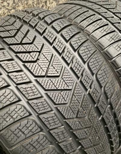 Pirelli Scorpion Winter 315/30 R21