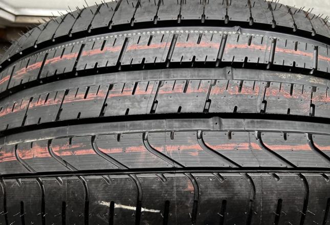 Pirelli P Zero SUV 295/45 R20