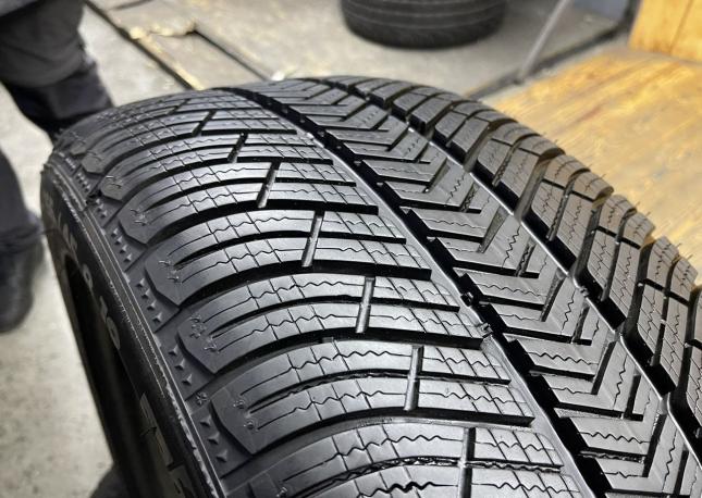 Michelin Pilot Alpin 4 255/45 R19 104W