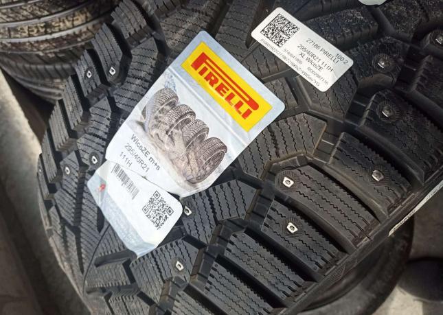 Pirelli Ice Zero 2 295/40 R21