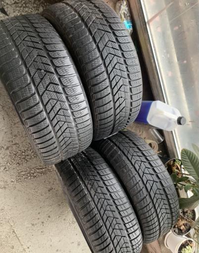 Pirelli Winter Sottozero 3 225/40 R19 и 255/35 R19