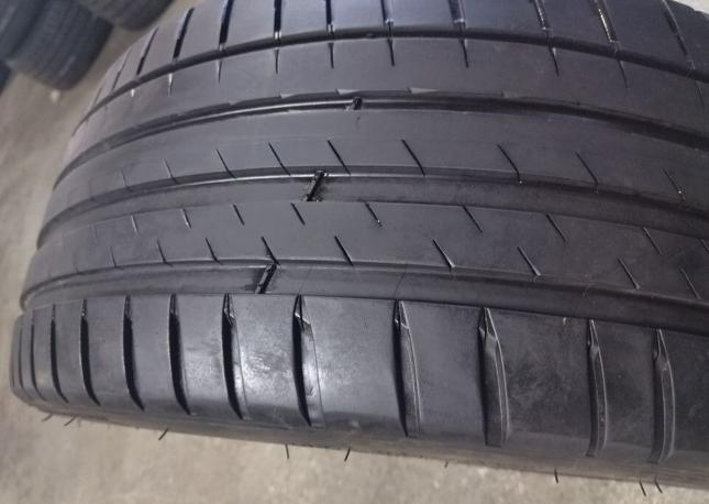 Michelin Pilot Sport 4 S 235/35 R19 91Y