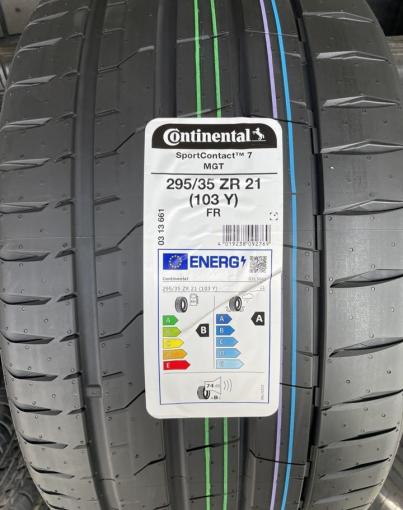 Continental PremiumContact 7 295/35 R21 103Y