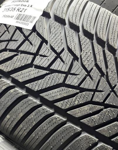 Hankook Winter I&#39;Cept Evo 3 X W330A 275/40 R21 и 315/35 R21 V