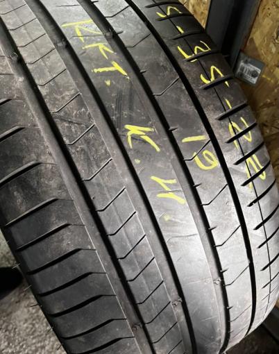 Pirelli P Zero PZ4 315/35 R22