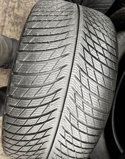 Michelin Pilot Alpin 5 275/35 R19 и 245/40 R19