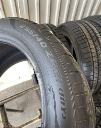 Pirelli P Zero PZ4 265/45 R21 и 295/40 R21 Y