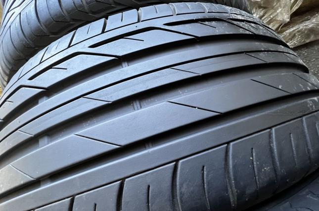 Bridgestone Turanza T001 225/50 R18