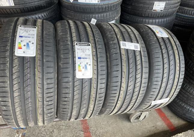 Continental PremiumContact 7 285/40 R21 109Y