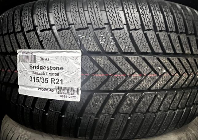 Bridgestone Blizzak LM005 DriveGuard 315/35 R21 и 275/40 R21