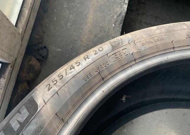 Michelin Pilot Alpin 5 255/45 R20