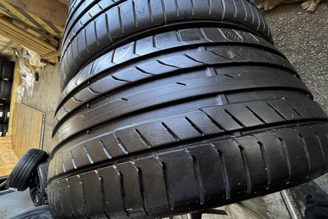 Continental ContiSportContact 5 ContiSeal 235/35 R19