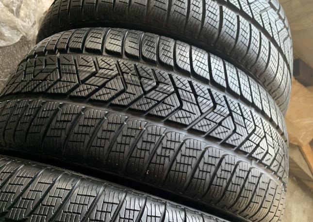 Pirelli Scorpion Winter 255/45 R20