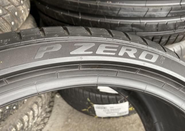 Pirelli P Zero PZ4 275/30 R20 97Y