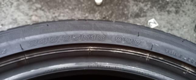 Bridgestone Potenza S001 245/35 R18 92Y