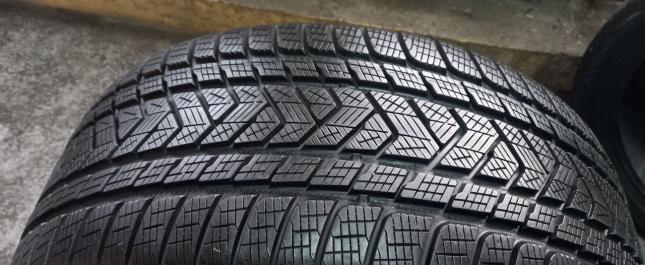 Pirelli Scorpion Winter 275/40 R21 107V