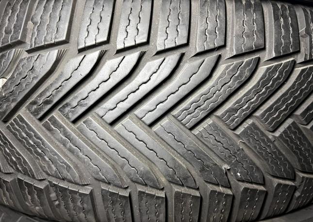 Michelin Alpin 6 215/55 R17