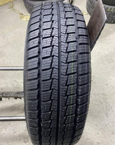 Hankook Winter RW06 205/65 R16C