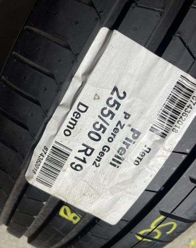 Pirelli P Zero PZ4 255/50 R19 107W