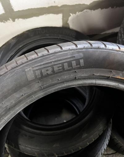 Pirelli P Zero PZ4 285/40 R22