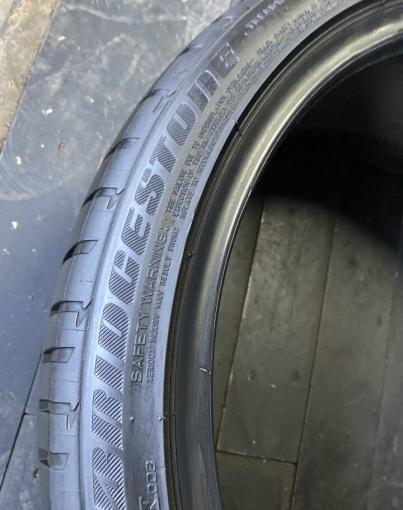 Bridgestone Potenza S001 245/35 R19