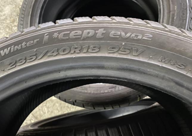 Hankook Winter I&#39;Cept Evo2 W320 235/40 R18 95V