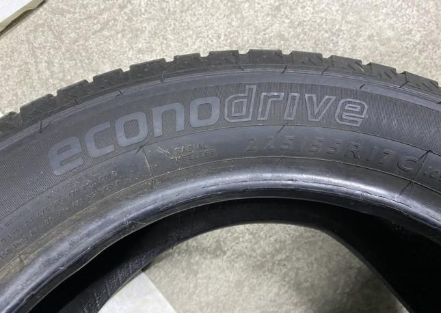 Dunlop EconoDrive 225/55 R17C 109H