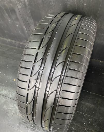 Bridgestone Potenza S001 235/40 R19