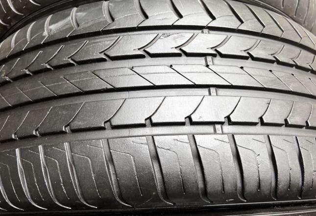 Goodyear EfficientGrip 255/45 R20