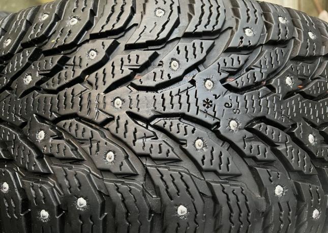 Nokian Tyres Hakkapeliitta 9 235/55 R19
