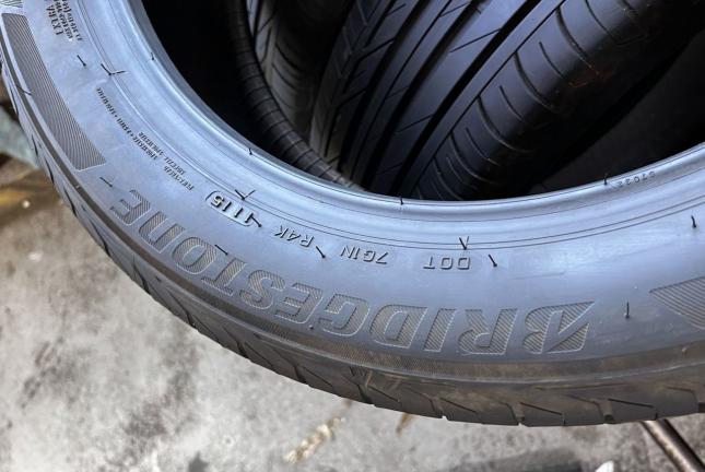 Bridgestone Turanza T001 225/50 R18