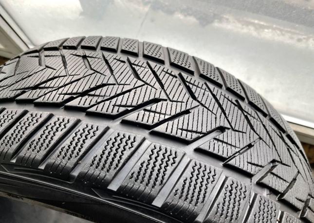 Vredestein Wintrac Xtreme S 245/35 R21