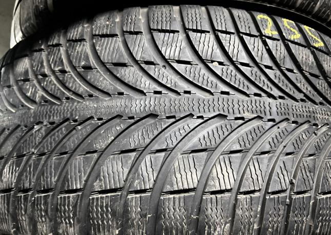 Michelin Latitude Alpin 255/50 R19