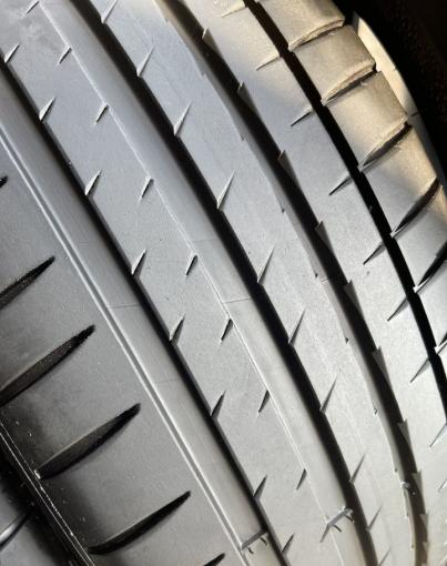 Michelin Pilot Sport 4 225/55 R19 и 275/45 R19 Y