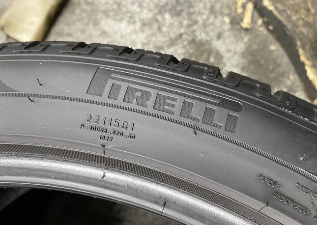 Pirelli Scorpion Winter 295/35 R21 107V