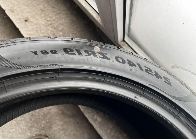 Pirelli P Zero II 245/40 R19