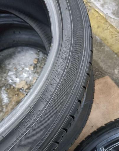 Kumho Solus KH17 225/45 R18