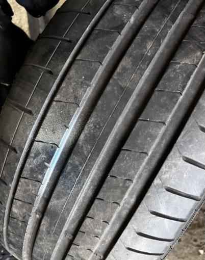 Pirelli P Zero PZ4 285/40 R22