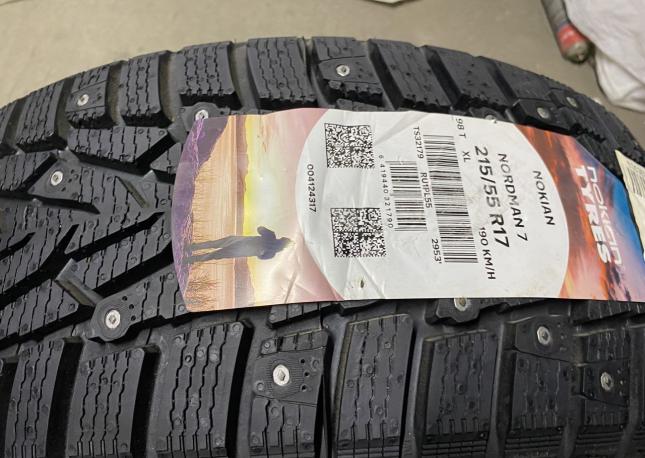 Nokian Tyres Nordman 7 215/55 R17 98T