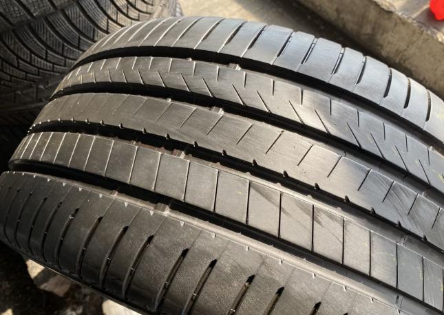 Bridgestone Alenza 001 295/35 R21 107Y