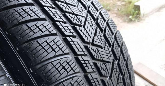 Pirelli Scorpion Winter 285/40 R21