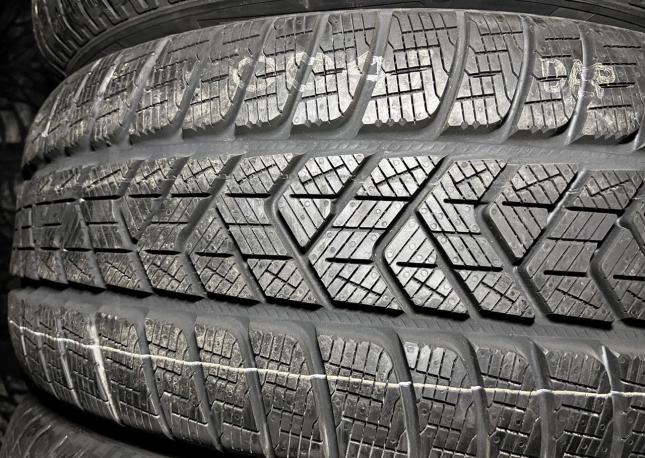 Pirelli Winter Sottozero 235/55 R19