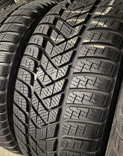 Pirelli Winter Sottozero 3 225/45 R18