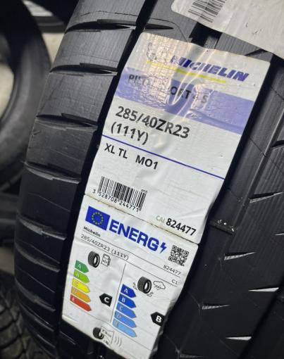 Michelin Pilot Sport 4 S 285/40 R23 и 325/35 R23 Y