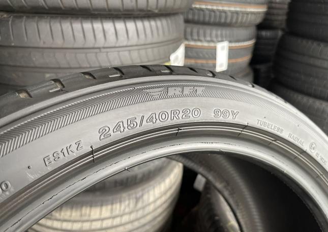 Bridgestone Potenza Sport 245/40 R20 и 275/35 R20 Y