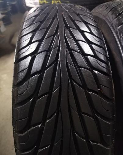 Tyfoon All Season 215/70 R16 100H